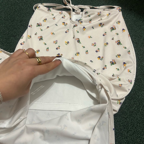 White floral maxi skirt with slit -Princess Polly - Picture 5 of 5